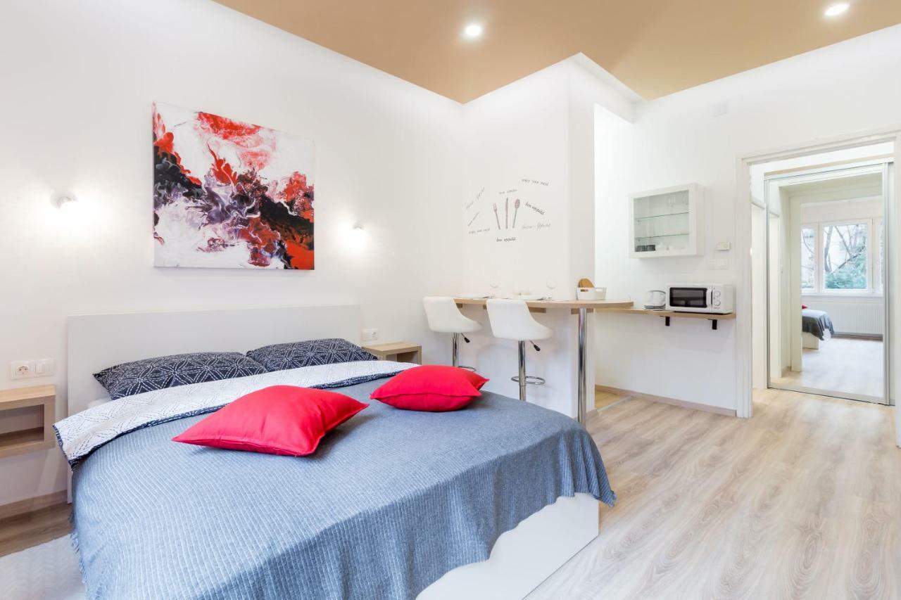 Cosy Romantic Apartment Zagreb Ngoại thất bức ảnh
